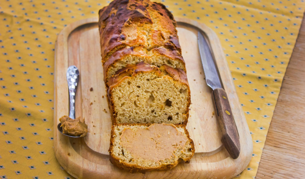 Bananenbrot mit Erdnussbutter – Caro KüchenVee